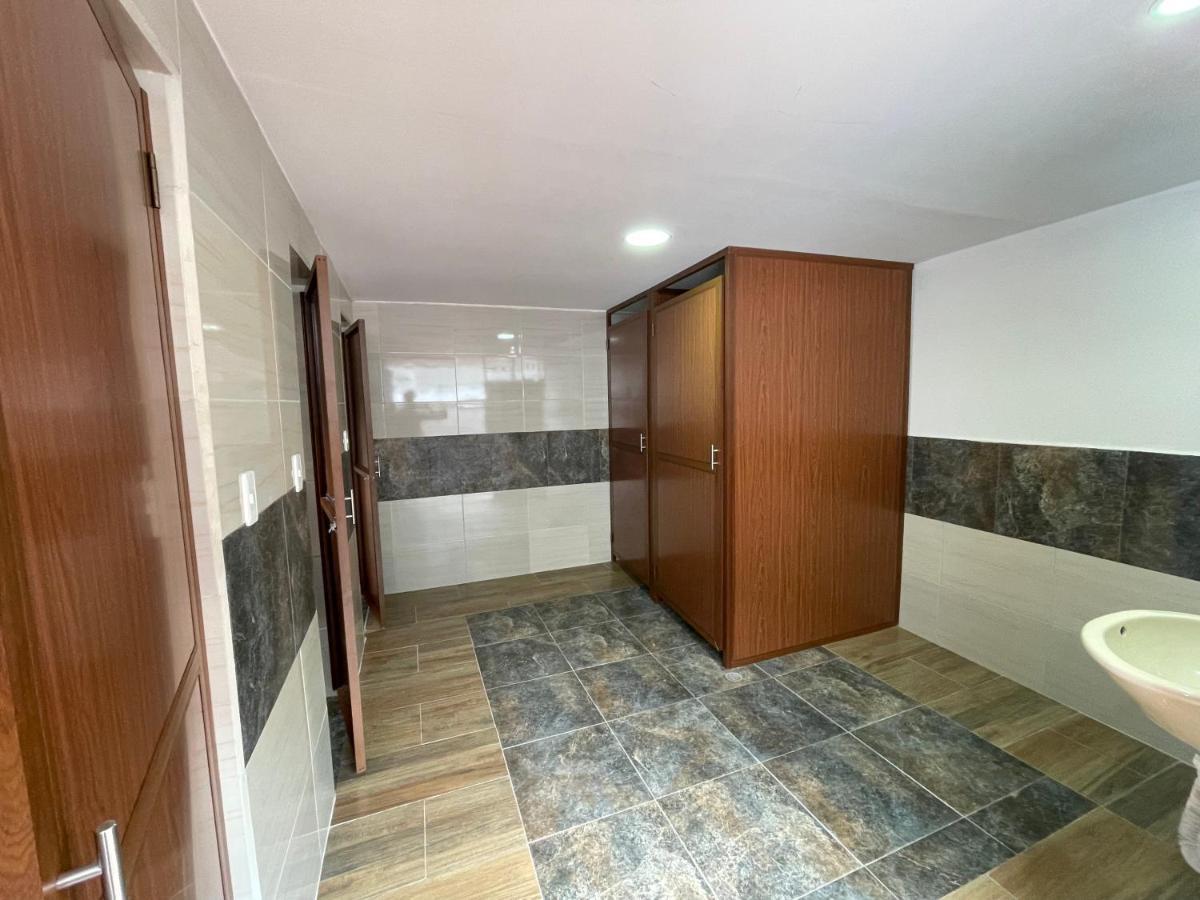 El Jardin Escondido Party Hostel Baños Екстериор снимка