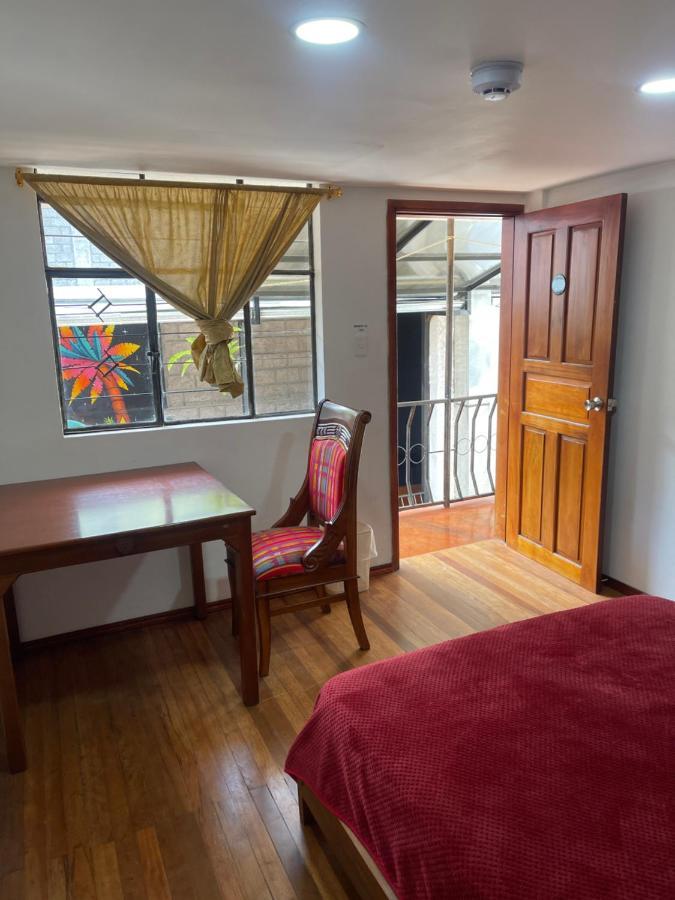 El Jardin Escondido Party Hostel Baños Екстериор снимка