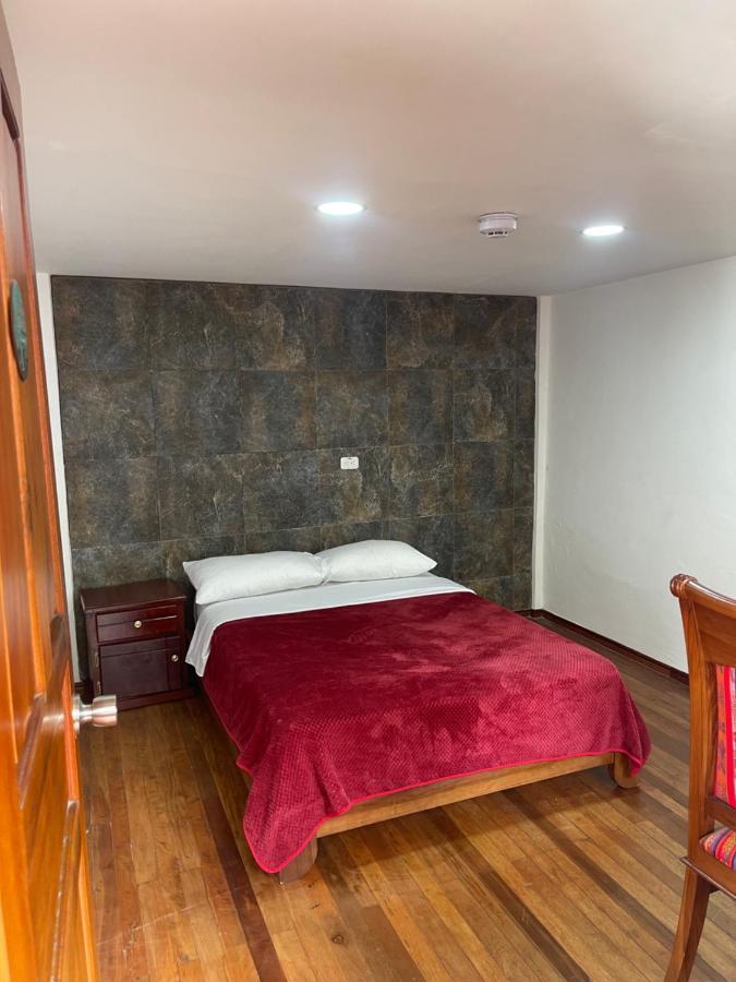 El Jardin Escondido Party Hostel Baños Екстериор снимка
