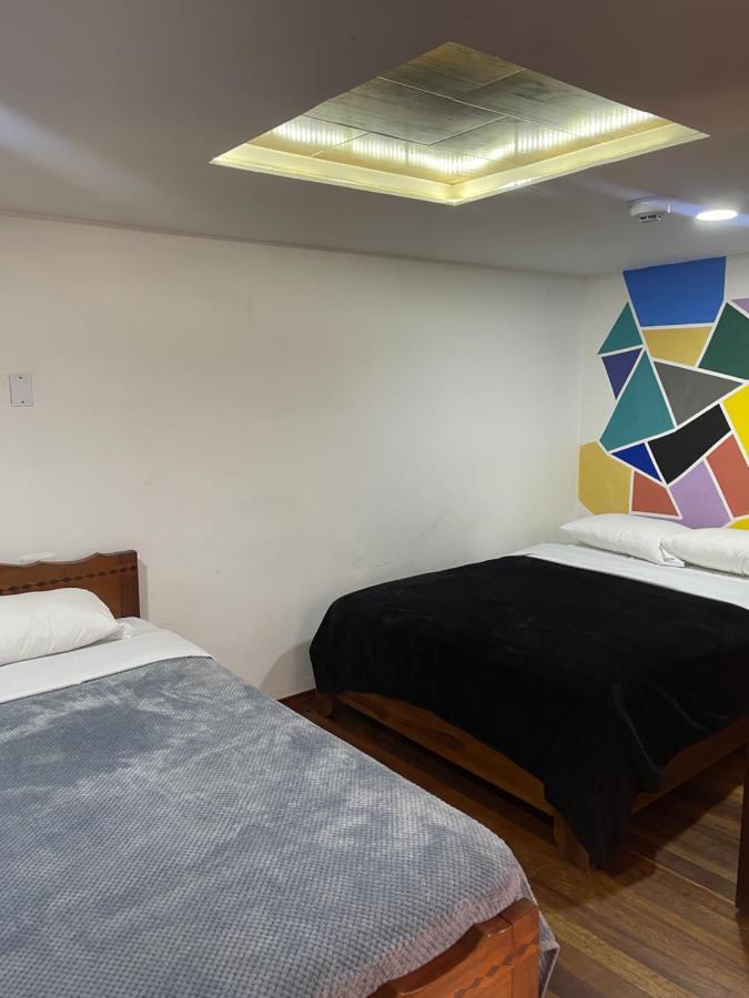 El Jardin Escondido Party Hostel Baños Екстериор снимка