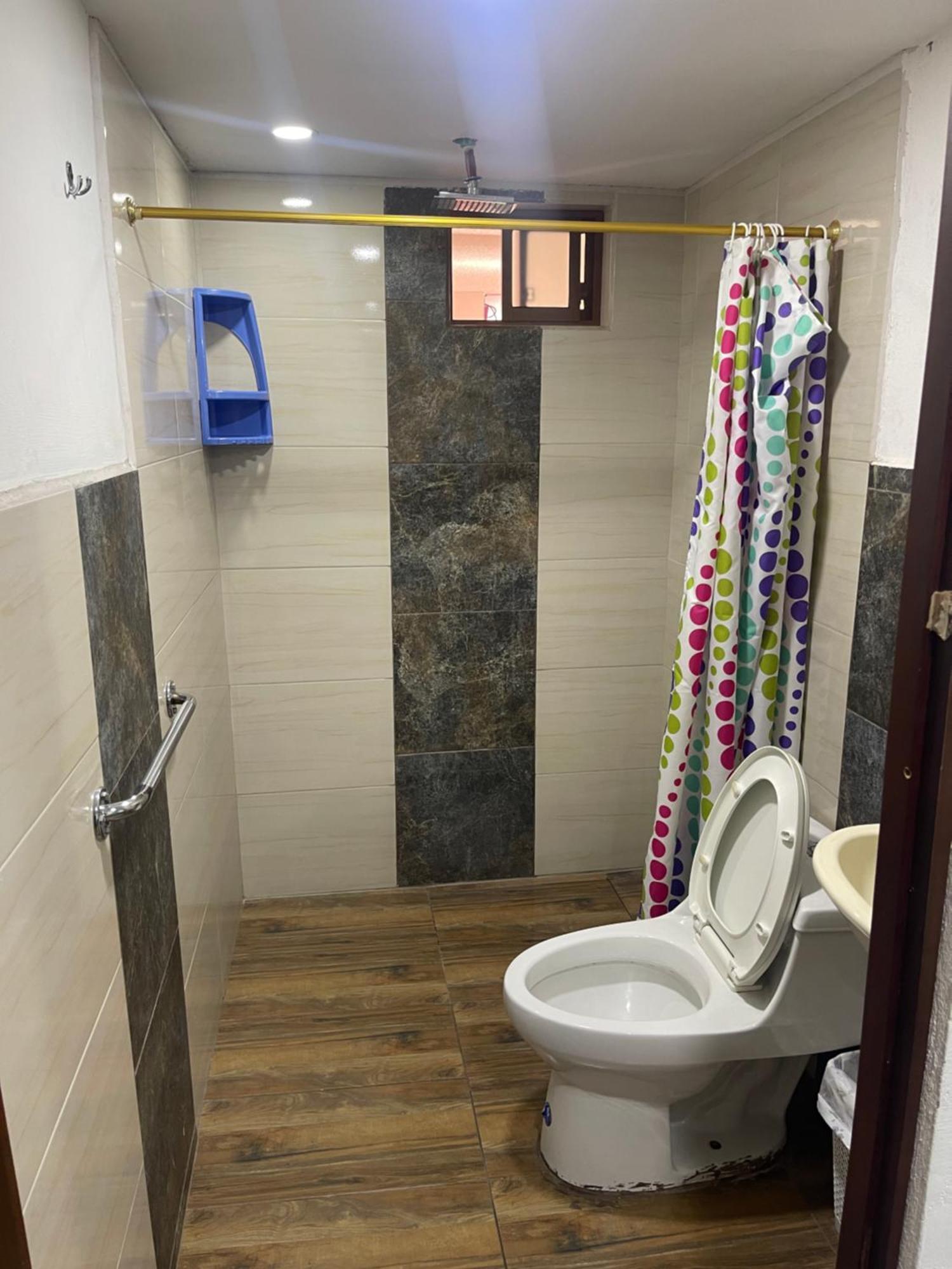 El Jardin Escondido Party Hostel Baños Екстериор снимка