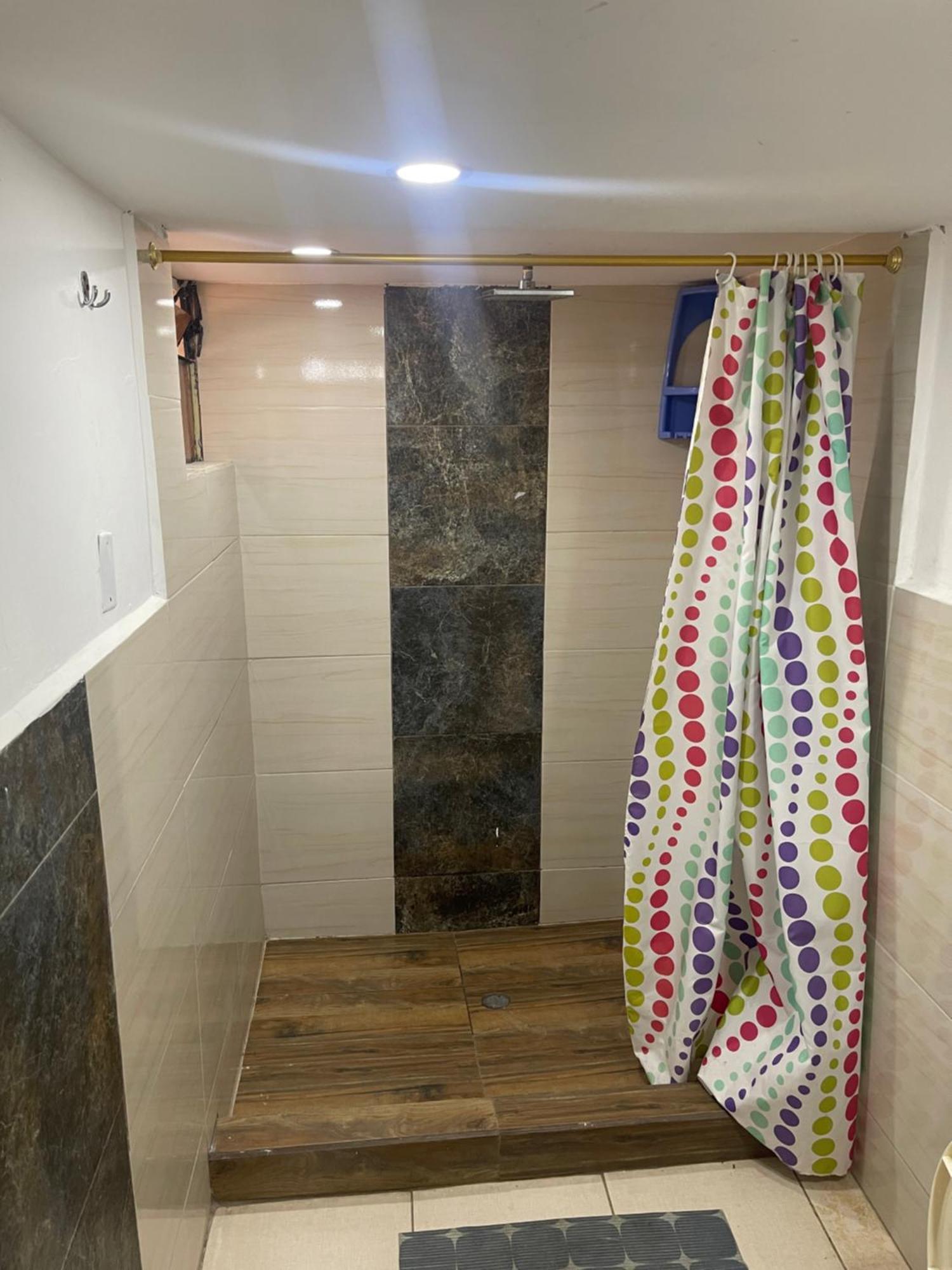 El Jardin Escondido Party Hostel Baños Екстериор снимка
